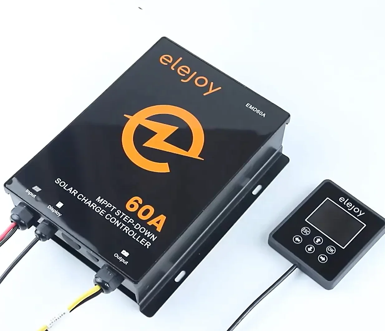 Contrôleur de charge solaire M - Charge Controller Solar avis et prix
